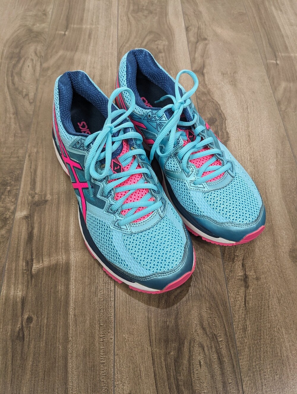 Asics GT-2000 4 Sneakers Size 9 Women's Running